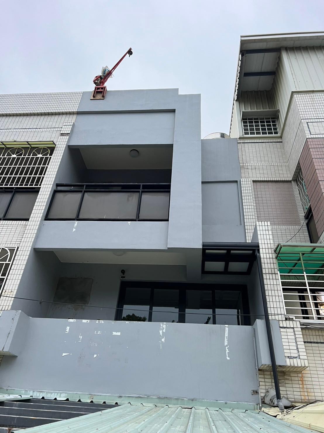 台南鋁門窗包框施工