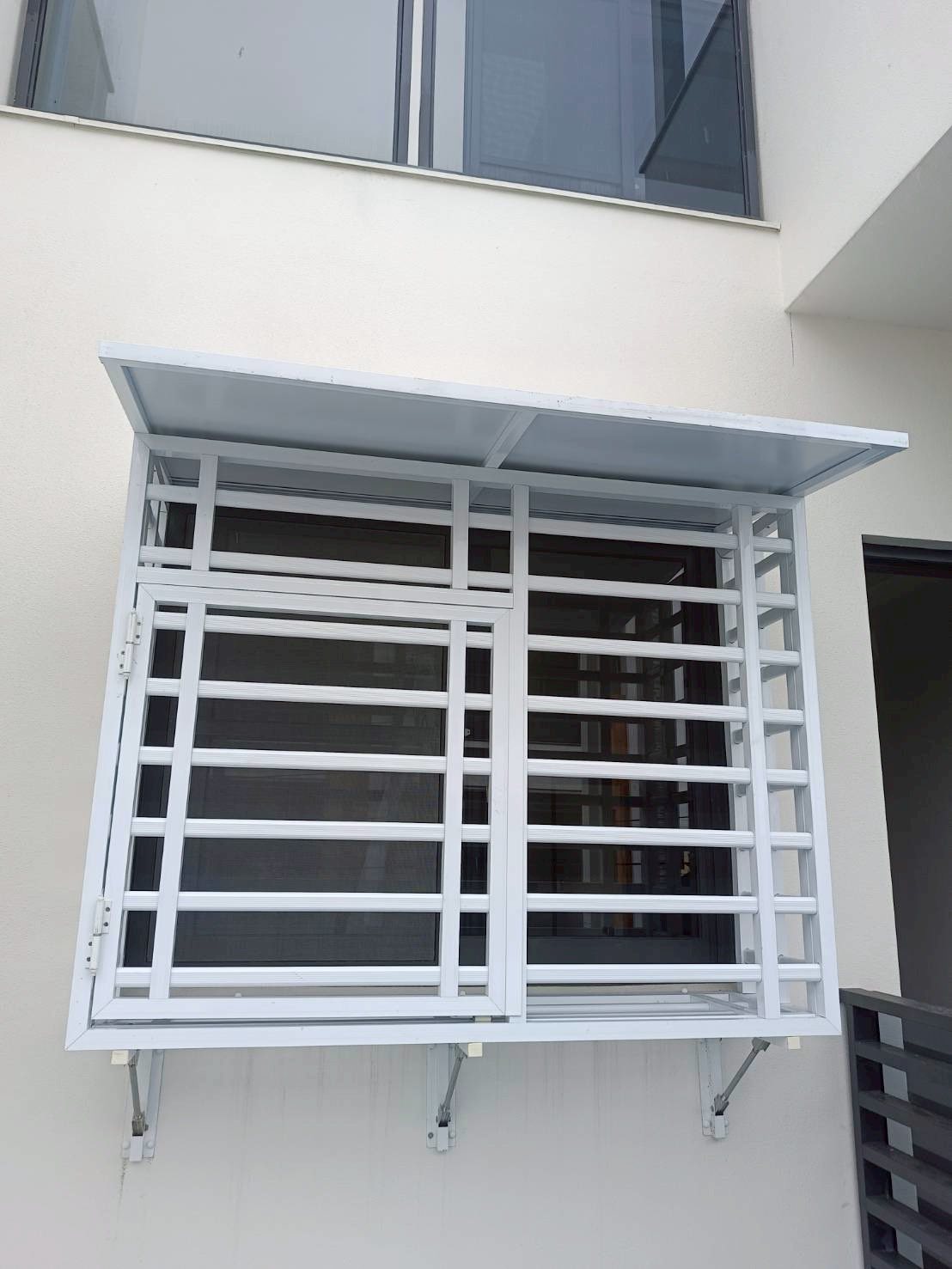 台南白色骨架採光罩